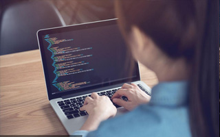 钦州 api php源码,下载的php源码怎么运行呢？